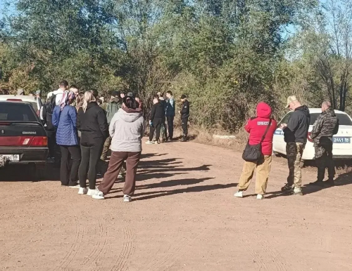 Полицейские спасли пенсионерку, пять дней провёдшую в лесу под Сорочинском Полицейские спасли пенсионерку, пять дней провёдшую в лесу под Сорочинском