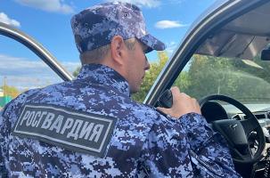 В Орске росгвардейцы пресекли угрозу в отношении школьника В Орске росгвардейцы пресекли угрозу в отношении школьника