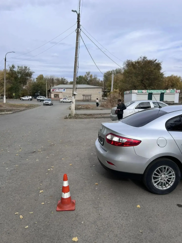 В Новотроицке автомобиль сбил пенсионерку при движении задним ходом В Новотроицке автомобиль сбил пенсионерку при движении задним ходом